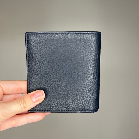 BURBERRYS  vintage man walletEUC - Picture 6 of 8